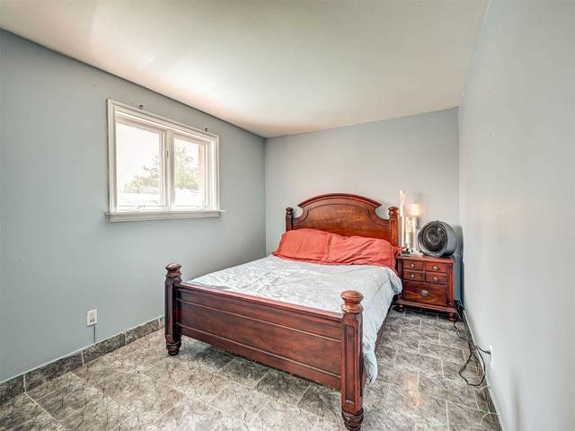 50 Elrose Rd, House detached with 3 bedrooms, 3 bathrooms and 5 parking in Brampton ON | Image 11