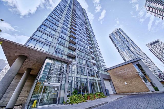 2205 - 5 Mariner Terr, Condo with 2 bedrooms, 2 bathrooms and 1 parking in Toronto ON | Image 5