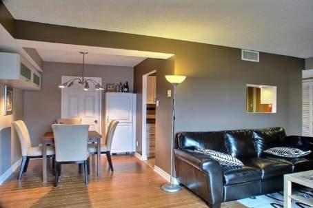199 Kent St, Condo with 2 bedrooms, 1 bathrooms and 1 parking in Ottawa ON | Image 3