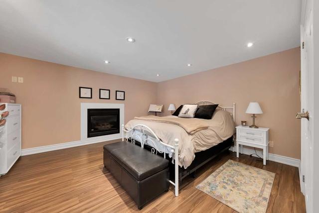 579 Dunrobin Crt, House detached with 4 bedrooms, 4 bathrooms and 6 parking in Oshawa ON | Image 22