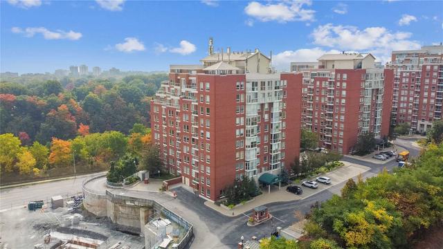 glb1 - 60 Old Mill Rd, Condo with 2 bedrooms, 2 bathrooms and 2 parking in Oakville ON | Image 1