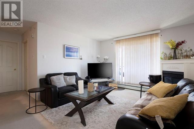 541, - 200 Richard Street, Condo with 2 bedrooms, 2 bathrooms and 2 parking in Wood Buffalo AB | Image 3