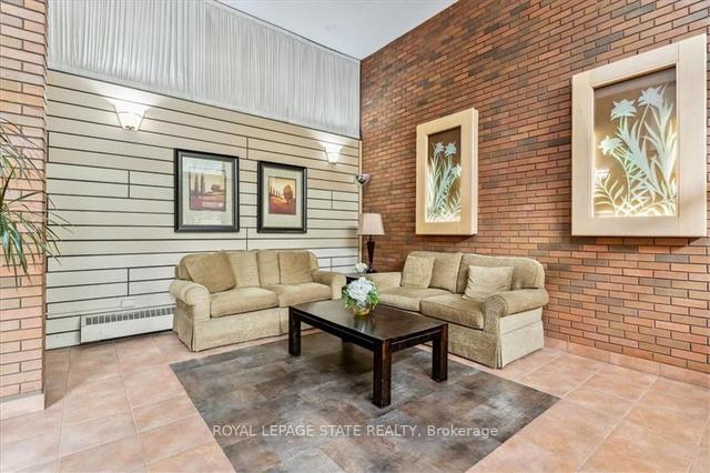 305 - 222 Jackson St W, Condo with 2 bedrooms, 1 bathrooms and 1 parking in Hamilton ON | Image 36