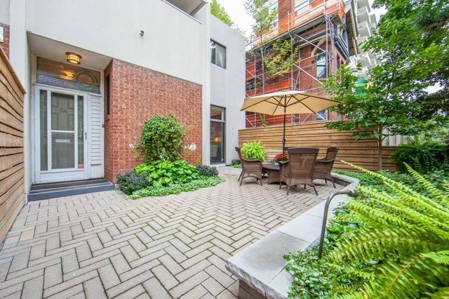 th94 - 86 Gloucester St, Townhouse with 2 bedrooms, 3 bathrooms and 2 parking in Toronto ON | Image 18