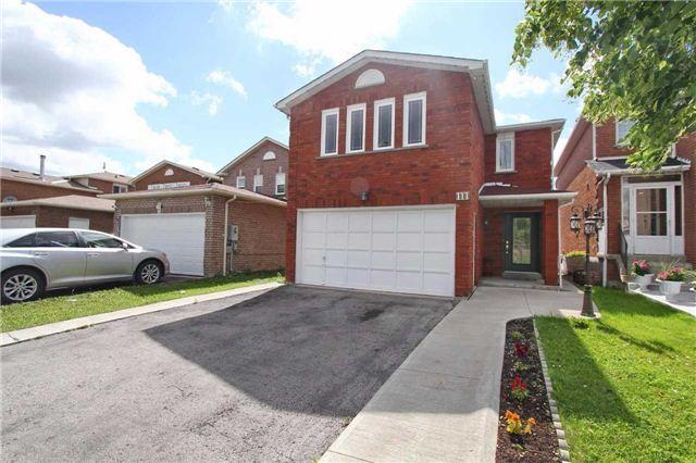 111 Kingknoll Dr, House detached with 4 bedrooms, 4 bathrooms and 4 parking in Brampton ON | Image 1