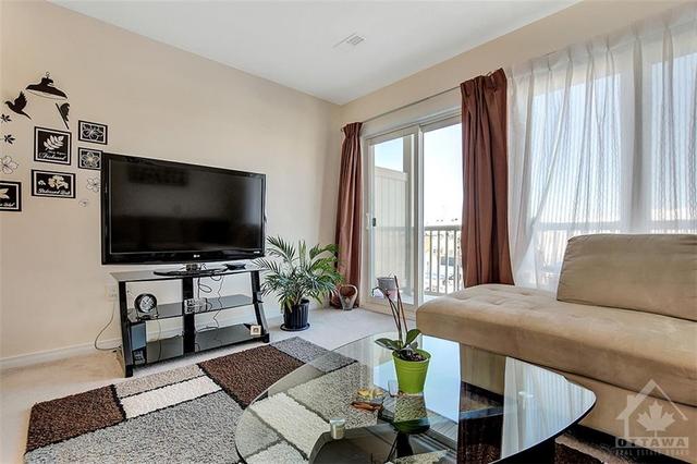 258 Shanly Private, Townhouse with 2 bedrooms, 2 bathrooms and 1 parking in Ottawa ON | Image 8