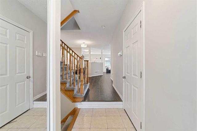 809 Stark Circ, House attached with 3 bedrooms, 3 bathrooms and 3 parking in Milton ON | Image 37