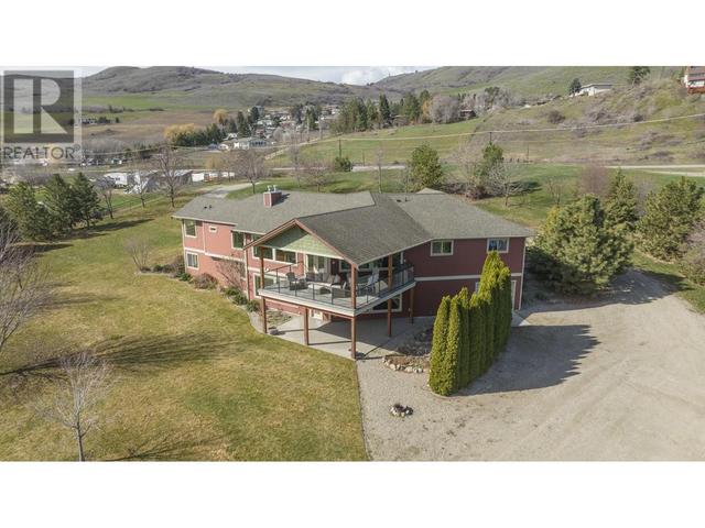 6325 Old Kamloops Road, House detached with 4 bedrooms, 4 bathrooms and 3 parking in North Okanagan B BC | Image 3