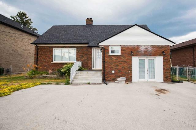 upper - 2809 Victoria Park Ave, House detached with 3 bedrooms, 2 bathrooms and 4 parking in Toronto ON | Image 1