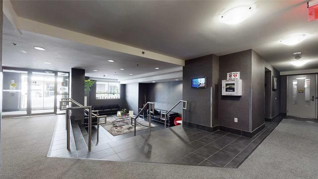 1004 - 812 Lansdowne Ave, Condo with 1 bedrooms, 1 bathrooms and 0 parking in Toronto ON | Image 29