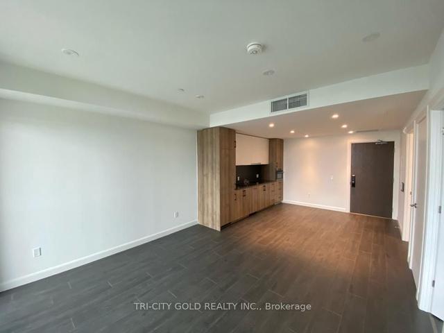 806 - 741 King St W, Condo with 1 bedrooms, 1 bathrooms and 1 parking in Kitchener ON | Image 8