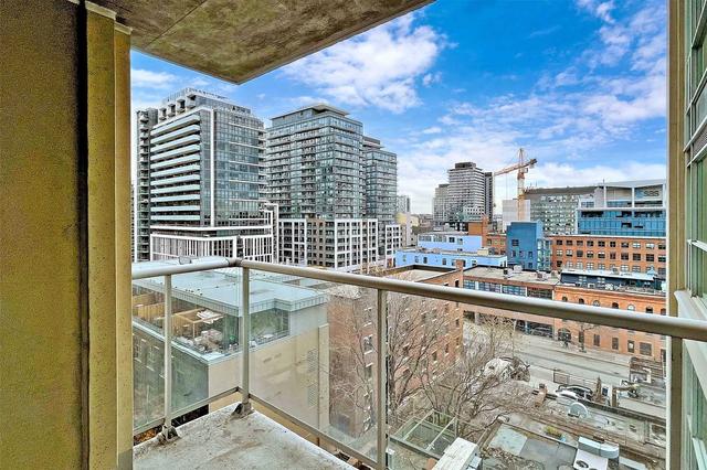 1003 - 230 King St E, Condo with 2 bedrooms, 1 bathrooms and 1 parking in Toronto ON | Image 29