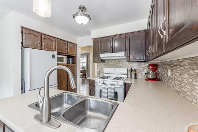 6 Mallard Crt, House detached with 3 bedrooms, 4 bathrooms and 4 parking in Guelph ON | Image 8