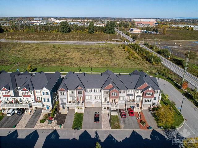 315 Menorca Drive, Townhouse with 2 bedrooms, 2 bathrooms and 3 parking in Ottawa ON | Image 30