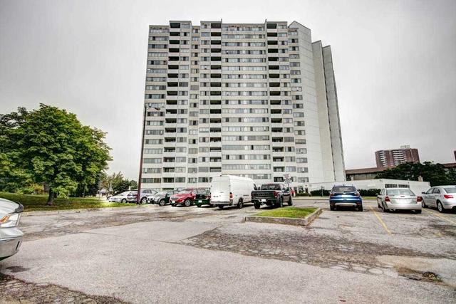 206 - 530 Lolita Gdns, Condo with 3 bedrooms, 1 bathrooms and 1 parking in Mississauga ON | Image 1