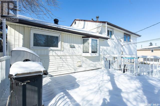 1241 4th Avenue Nw, House detached with 3 bedrooms, 2 bathrooms and null parking in Moose Jaw SK | Image 29