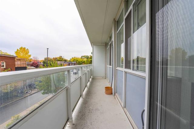 210 - 580 Christie St, Condo with 2 bedrooms, 1 bathrooms and 1 parking in Toronto ON | Image 18