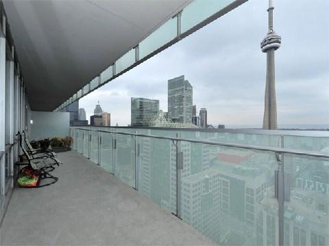 3702 - 80 John St, Condo with 2 bedrooms, 2 bathrooms and 1 parking in Toronto ON | Image 9