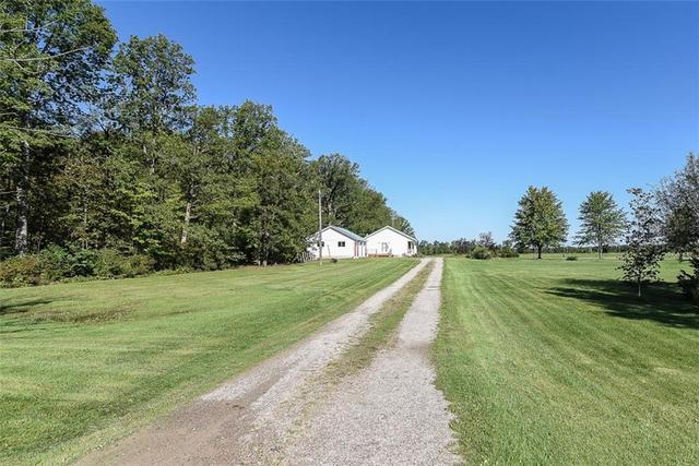 849 1st Conc Road S, House detached with 3 bedrooms, 1 bathrooms and 10 parking in Haldimand County ON | Image 16