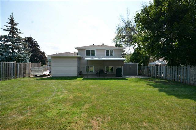 871 Governors Crt, House detached with 4 bedrooms, 2 bathrooms and 7 parking in Milton ON | Image 19