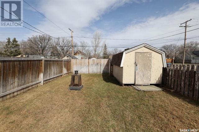 670 Athabasca Street E, House detached with 3 bedrooms, 3 bathrooms and null parking in Moose Jaw SK | Image 40