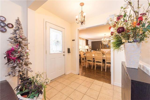 2010 Stonehouse Cres, House detached with 3 bedrooms, 2 bathrooms and 10 parking in Mississauga ON | Image 12