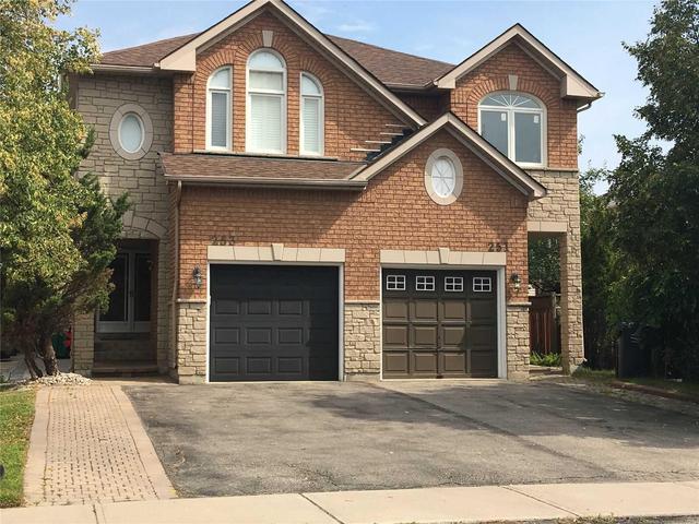 253 Pressed Brick Dr, House semidetached with 1 bedrooms, 1 bathrooms and 1 parking in Brampton ON | Image 1