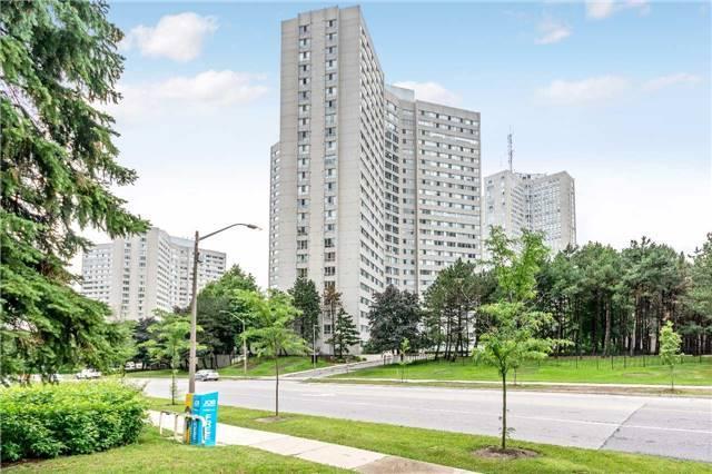 1806 - 3700 Kaneff Cres, Condo with 1 bedrooms, 1 bathrooms and null parking in Mississauga ON | Image 2