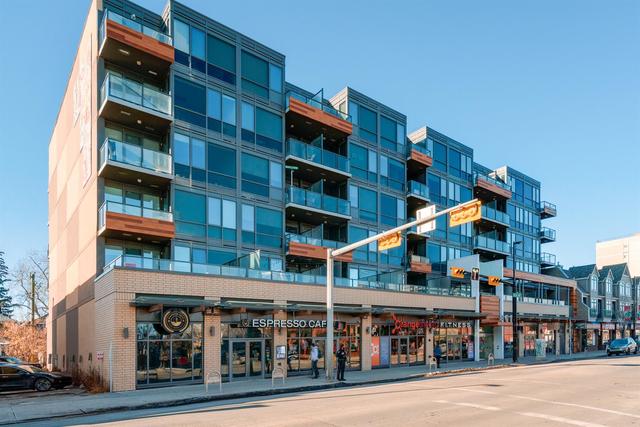 402 - 301 10 Street Nw, Condo with 1 bedrooms, 1 bathrooms and 1 parking in Calgary AB | Image 1