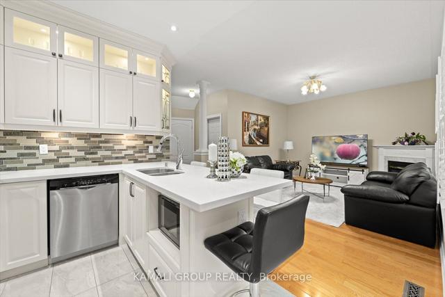 50 Nappa St, House semidetached with 3 bedrooms, 4 bathrooms and 2 parking in Richmond Hill ON | Image 9