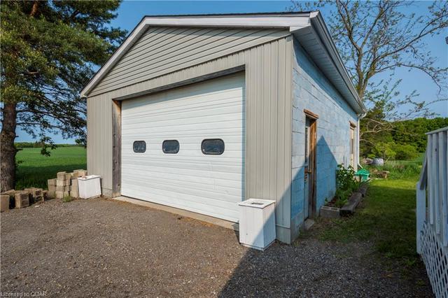 369 Lester Road, House detached with 3 bedrooms, 2 bathrooms and null parking in Quinte West ON | Image 24