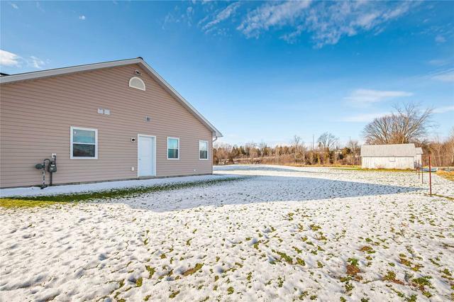 trenton - 22384 Loyalist Ptwy, House detached with 3 bedrooms, 2 bathrooms and 8.5 parking in Quinte West ON | Image 22