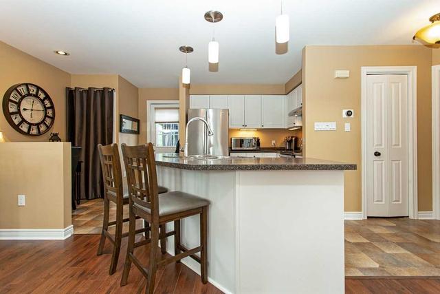 49 Windle Village Cres, House detached with 2 bedrooms, 3 bathrooms and 3 parking in Thorold ON | Image 2