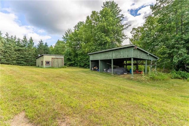 1576 Lemke Road, House detached with 5 bedrooms, 3 bathrooms and 30 parking in North Algona Wilberforce ON | Image 4