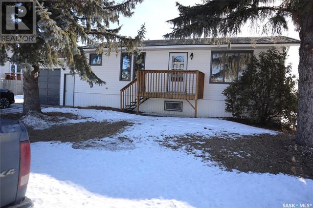 130 Skye Drive, House detached with 4 bedrooms, 2 bathrooms and null parking in Colonsay SK | Image 1