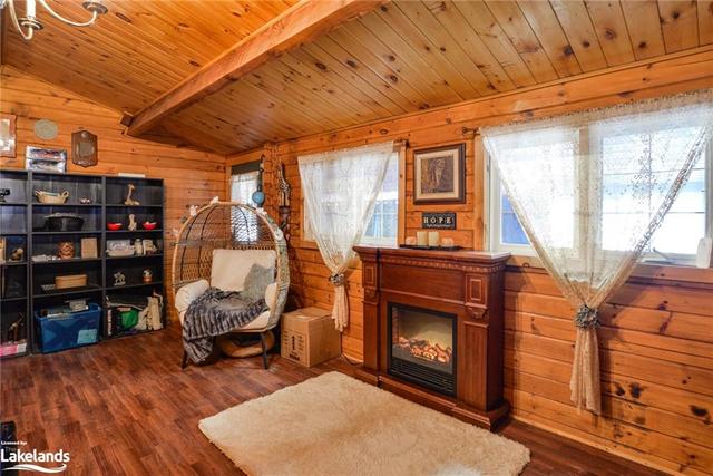 1515 Hwy 11 South, House detached with 4 bedrooms, 4 bathrooms and 10 parking in Gravenhurst ON | Image 3