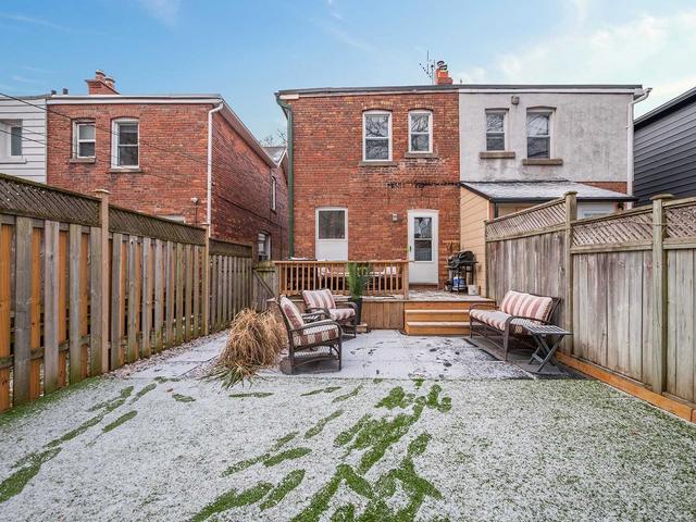 19 Malvern Ave, House semidetached with 3 bedrooms, 2 bathrooms and 0 parking in Toronto ON | Image 21