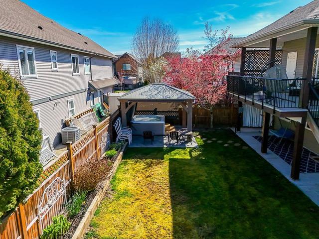 32593 Carter Avenue, House detached with 5 bedrooms, 4 bathrooms and 6 parking in Mission BC | Image 35