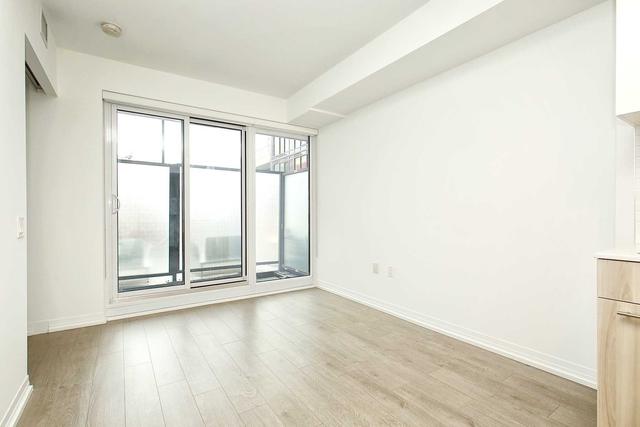 502 - 251 Jarvis St, Condo with 1 bedrooms, 1 bathrooms and 0 parking in Toronto ON | Image 2