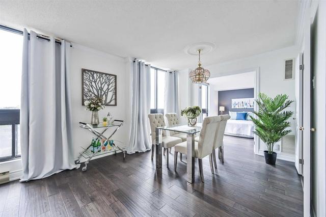 1401 - 5 Kenneth Ave, Condo with 1 bedrooms, 2 bathrooms and 2 parking in Toronto ON | Image 17