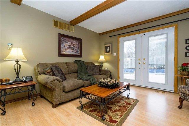 1347 Monmouth Dr, House detached with 3 bedrooms, 3 bathrooms and 4 parking in Burlington ON | Image 4