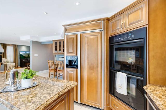 41 Antonia Crt, House detached with 4 bedrooms, 4 bathrooms and 8 parking in Vaughan ON | Image 9