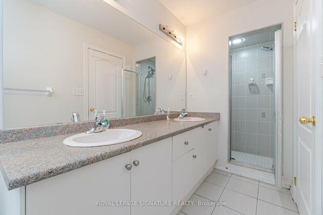 1429 Granrock Cres, House attached with 3 bedrooms, 3 bathrooms and 3.5 parking in Mississauga ON | Image 17