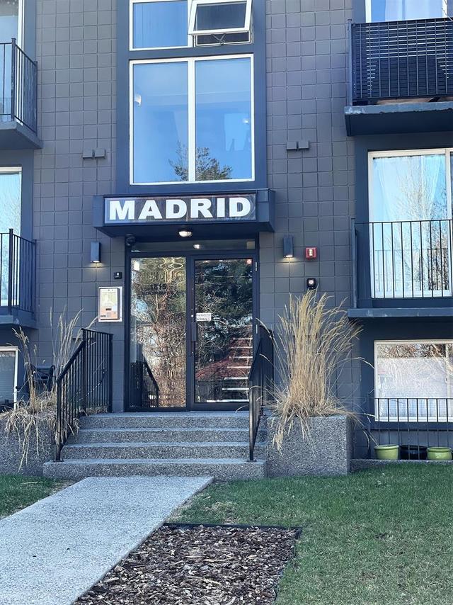 201 - 1815 16 Street Sw, Condo with 1 bedrooms, 1 bathrooms and 1 parking in Calgary AB | Image 1
