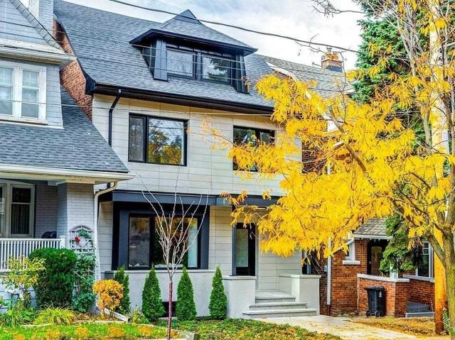 374 Spadina Rd, House detached with 4 bedrooms, 6 bathrooms and 4 parking in Toronto ON | Card Image