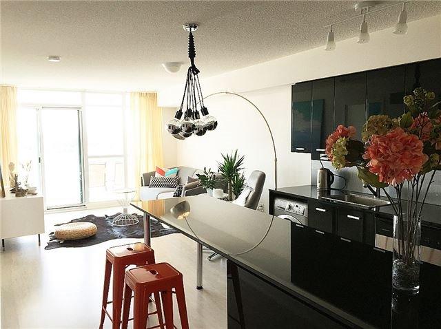 1601 - 29 Singer Crt, Condo with 1 bedrooms, 1 bathrooms and 1 parking in Toronto ON | Image 9