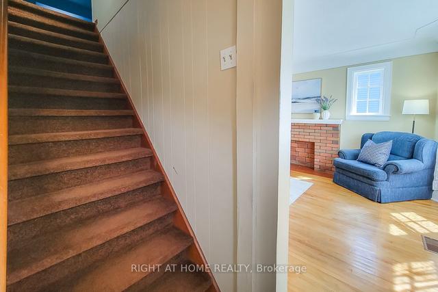 98 Royal Ave, House detached with 3 bedrooms, 1 bathrooms and 5 parking in Hamilton ON | Image 21