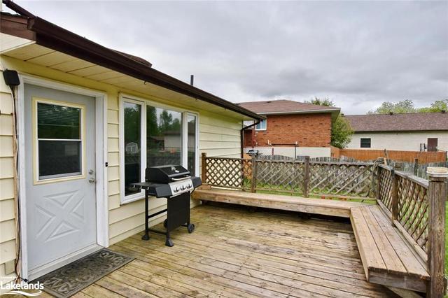 205 North Street, House detached with 3 bedrooms, 2 bathrooms and 6 parking in Clearview ON | Image 44