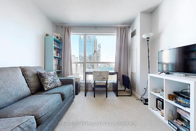 1424 - 230 King St E, Condo with 1 bedrooms, 1 bathrooms and 0 parking in Toronto ON | Image 33