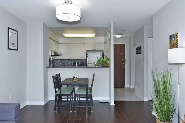 uph03 - 8 Pemberton Ave, Condo with 2 bedrooms, 2 bathrooms and 1 parking in Toronto ON | Image 21